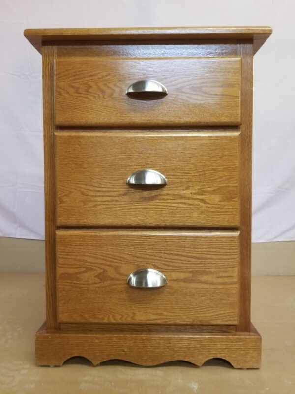 Colonial 3 Drawer Nightstand